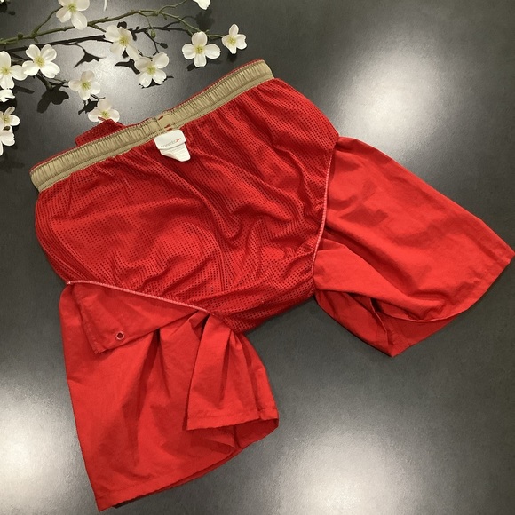 Speedo Paneled Red & Tan Logo Swim Trunks Paneled NWOT Yoked Back - Picture 11 of 12